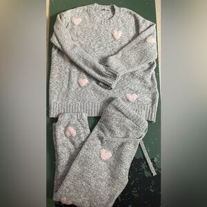 Splendid Pink Hearts 💖Gray Fuzzy Sweater Set Large